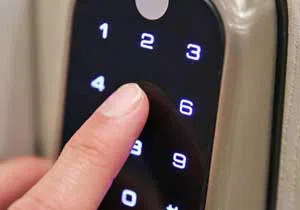 West Palm Beach Lock Master West Palm Beach, FL 561-571-3540 West Palm Beach Lock Master West Palm Beach, FL 561-571-3540 - 10a-locksmith