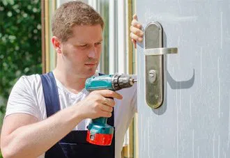 West Palm Beach Lock Master West Palm Beach, FL 561-571-3540 - 5a-Lock-Changing